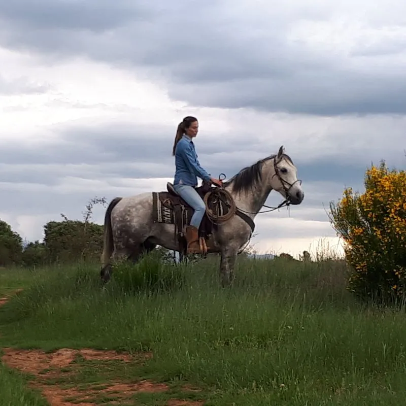 Inés Martín del equipo de las Médulas a Caballo